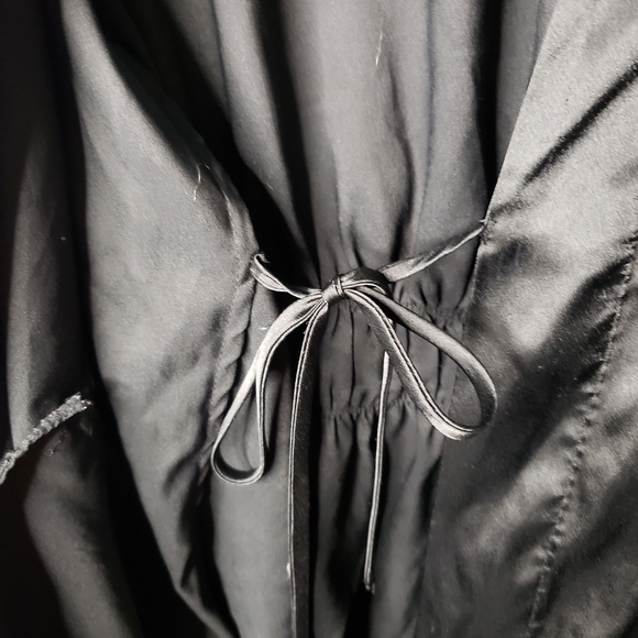 Victoria’s Secret Black Satin Robe – OS (Fits XS Comfortably) - Picture 6 of 7